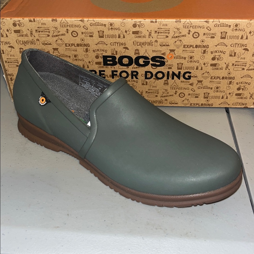 Bogs Women's Olive and Chestnut Loafers